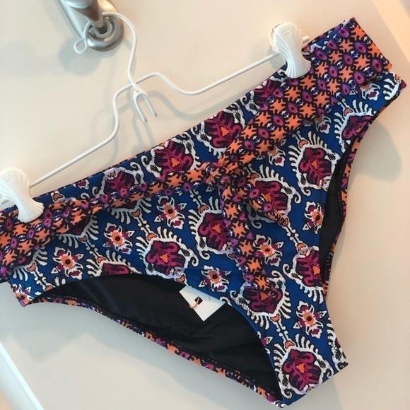 NWT MinkPink Conflict Of Interest Bikini Bottom - Picture 3 of 16